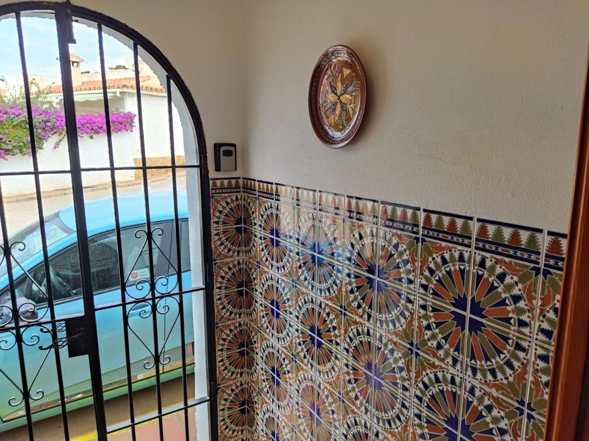 Delightful Burriana House With Magnificent Beach & Sea Views. Nerja Exterior foto